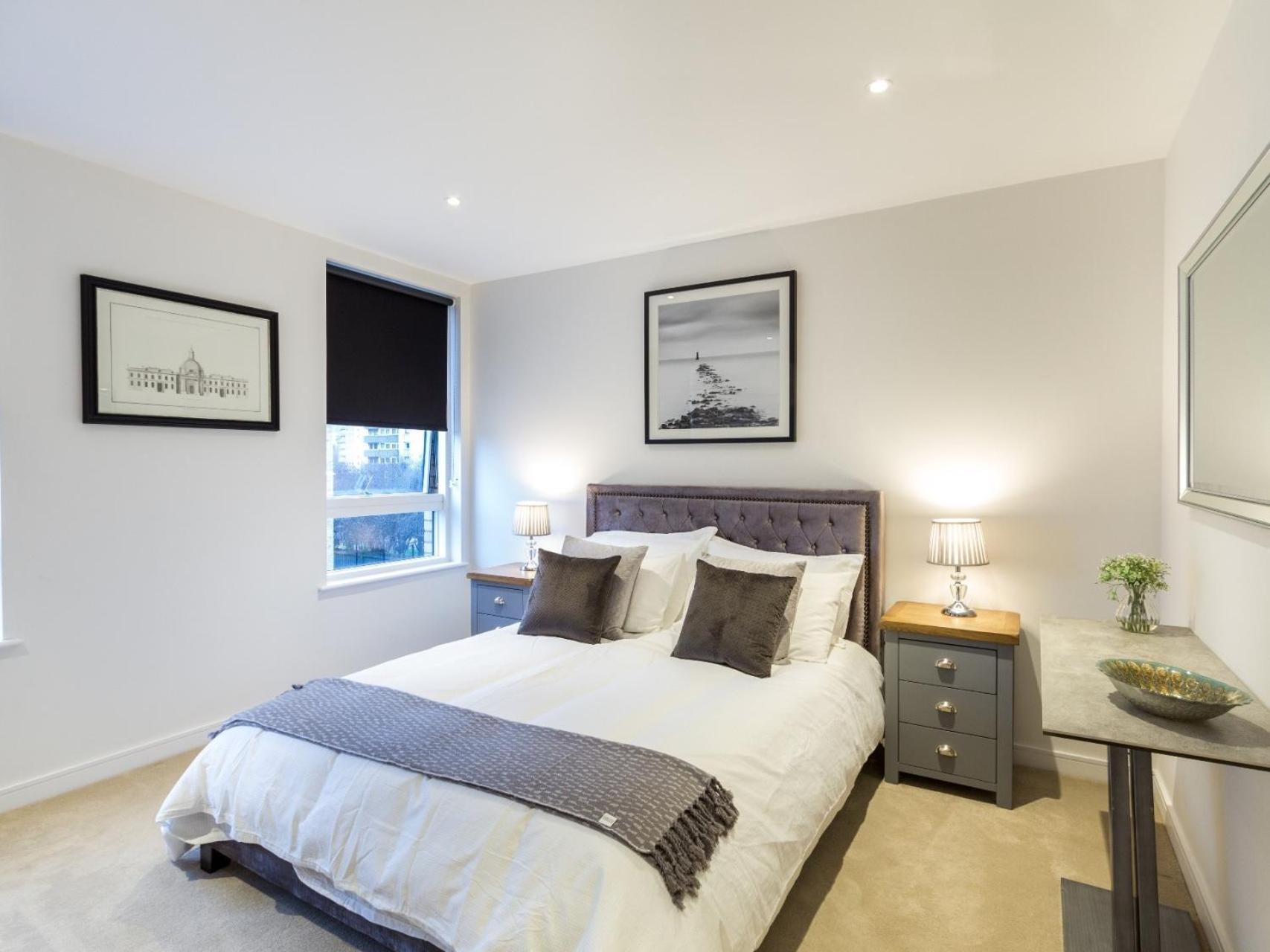 2 Bed Property Close To Heathrow Airport Hounslow Exterior foto